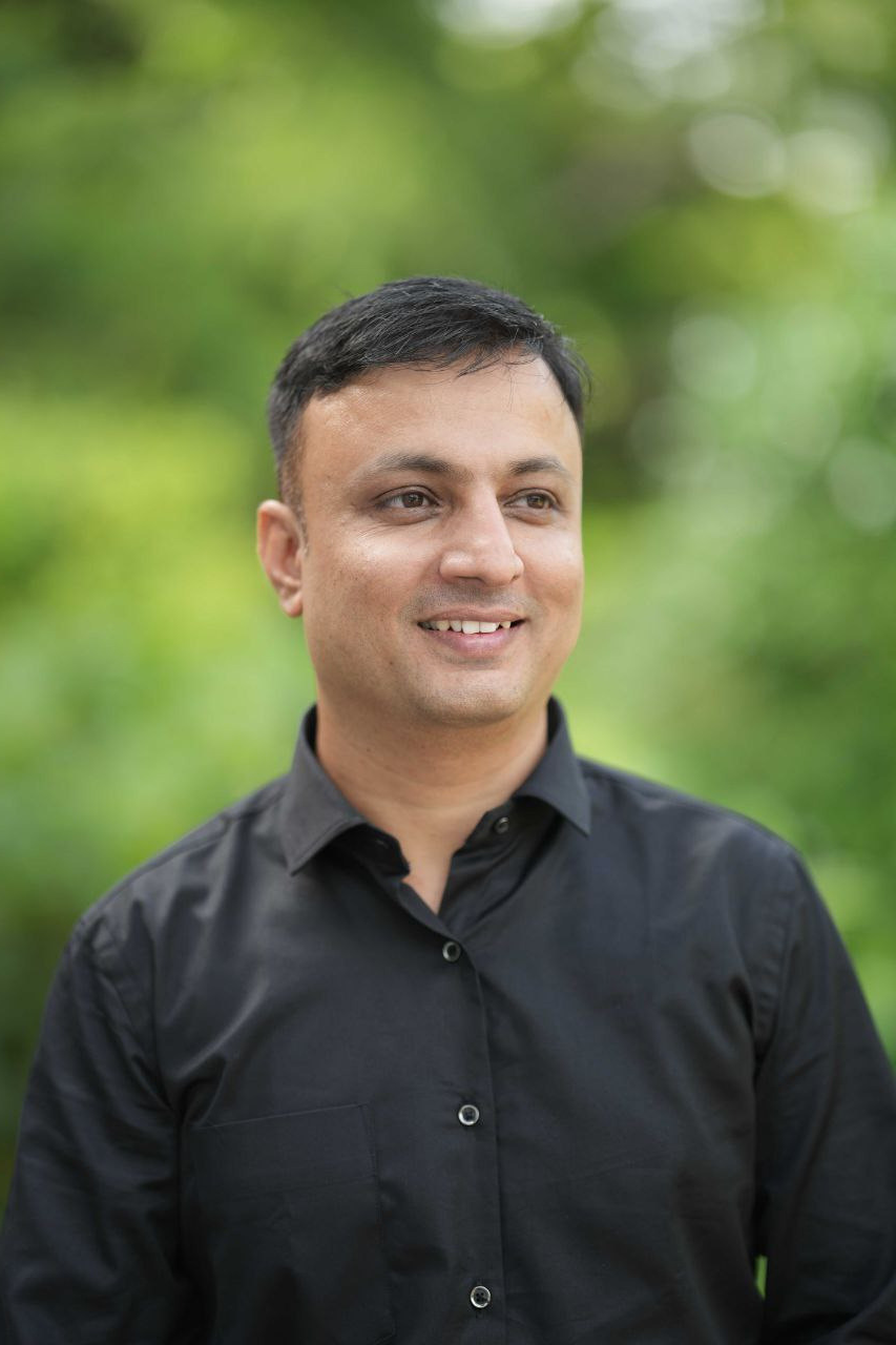 vivek (1)
